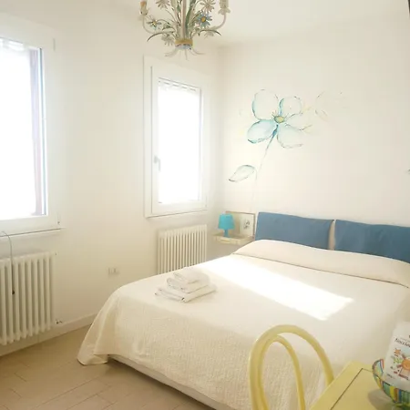 A Casa Di Dora فندق مبيت وإفطار تريفيزو