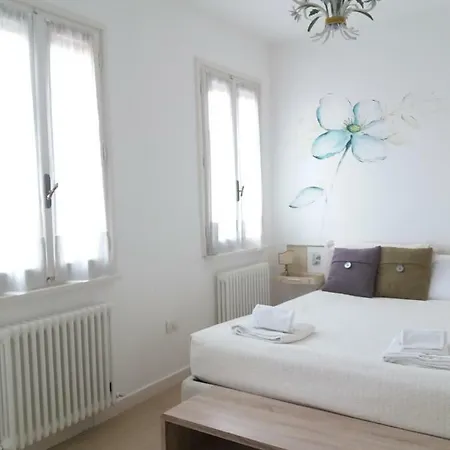 Bed and Breakfast A Casa Di Dora