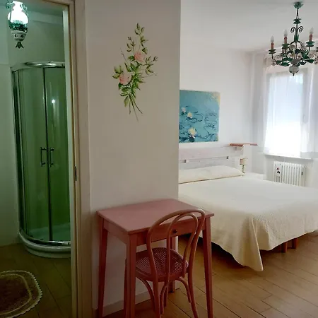 A Casa Di Dora 3* Treviso