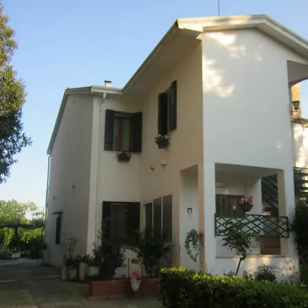 Bed & Breakfast A Casa Di Dora 3*