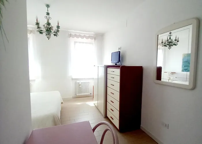 A Casa Di Dora Bed & Breakfast 3*