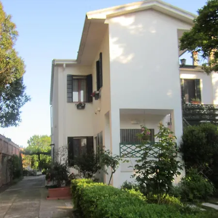 Bed & Breakfast A Casa Di Dora