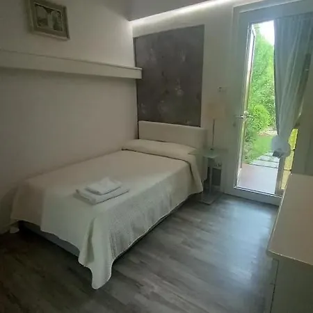 A Casa Di Dora Bed & Breakfast *